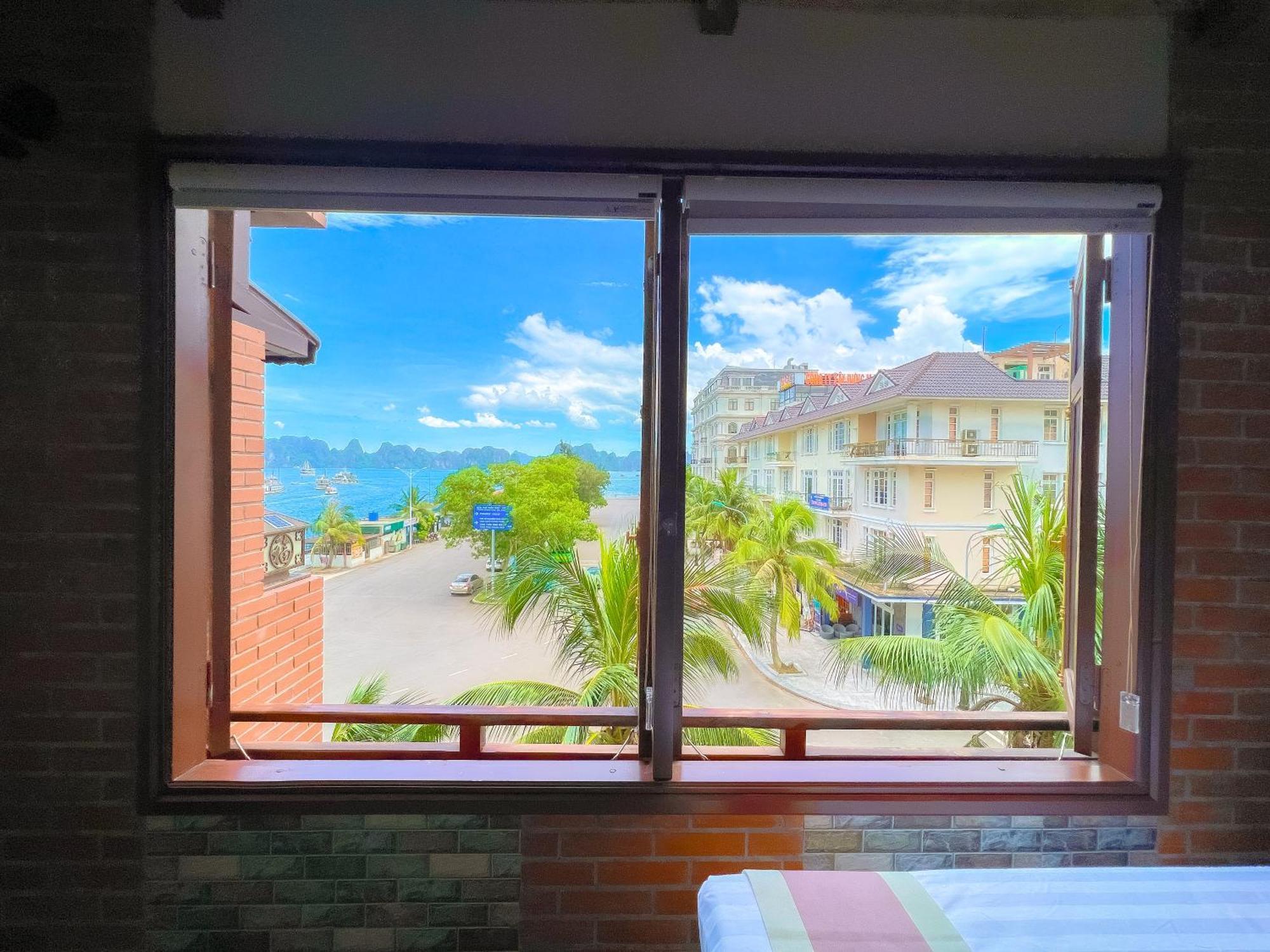 Canh Buom Homestay - Tuan Chau Ha Long Exterior photo