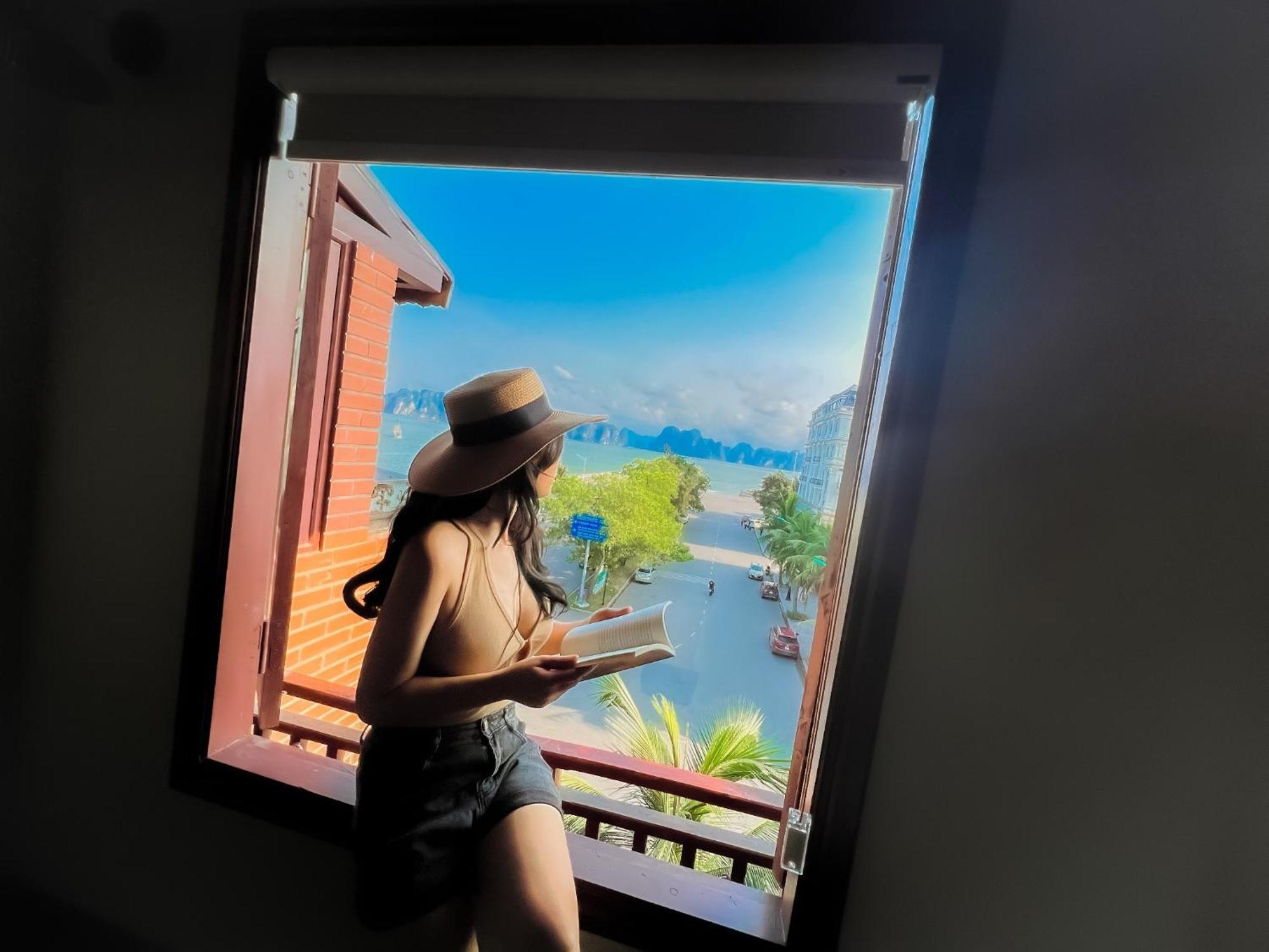 Canh Buom Homestay - Tuan Chau Ha Long Exterior photo